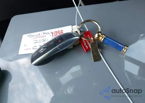 2020 Mercedes-Benz C 300 from USA, damaged, VIN W1KWF8DB7LR570165